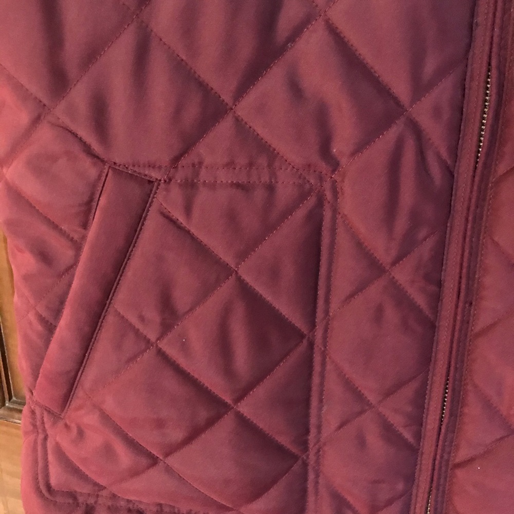 Vest - Picture 2 of 3